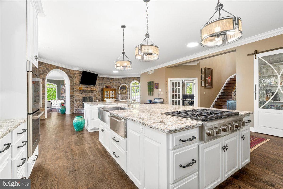 12565 Stone Crest Circle photo 4