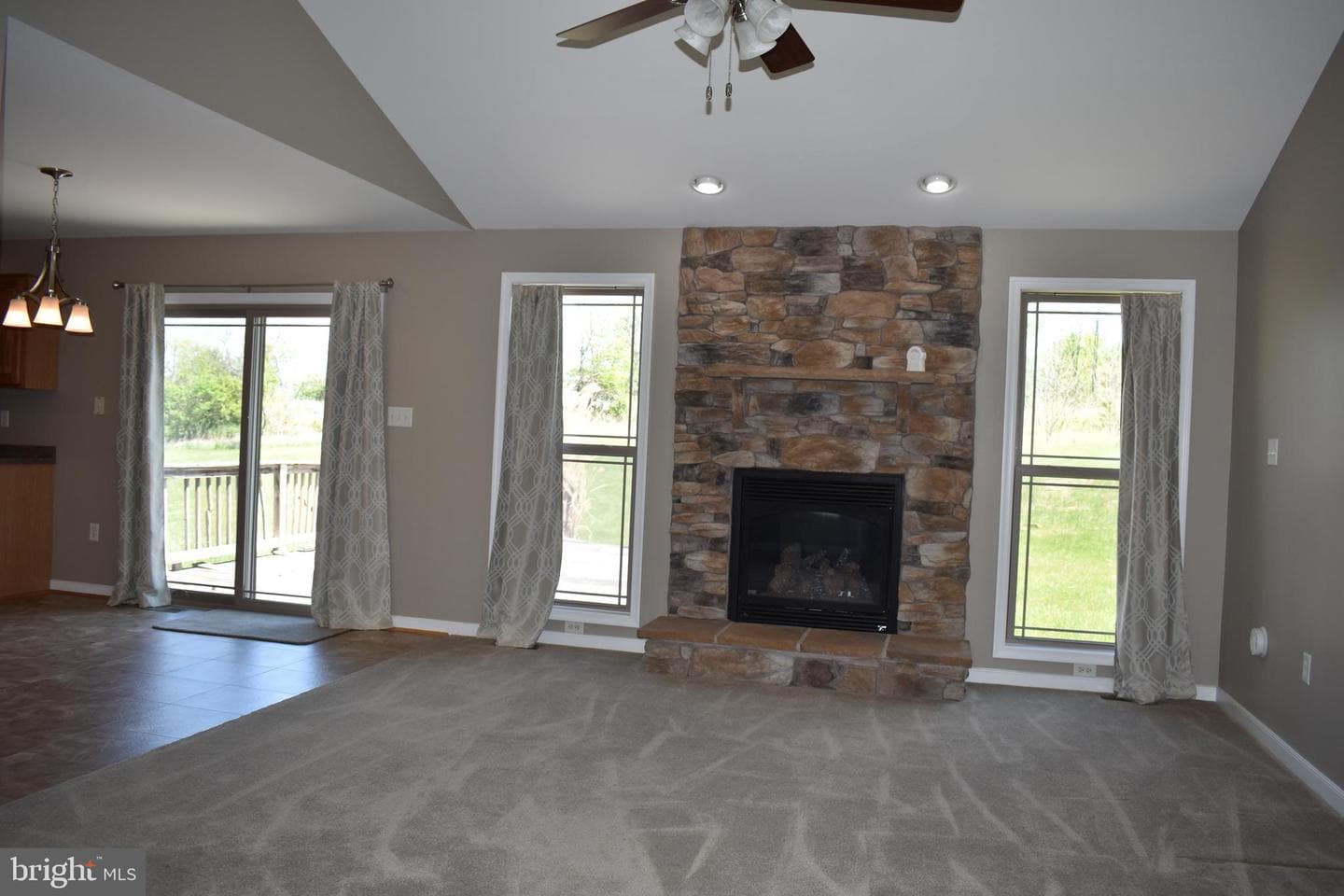 10912 Deerwood Drive photo 8