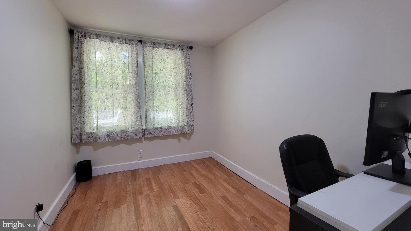 8958 Tomstown Road photo 13