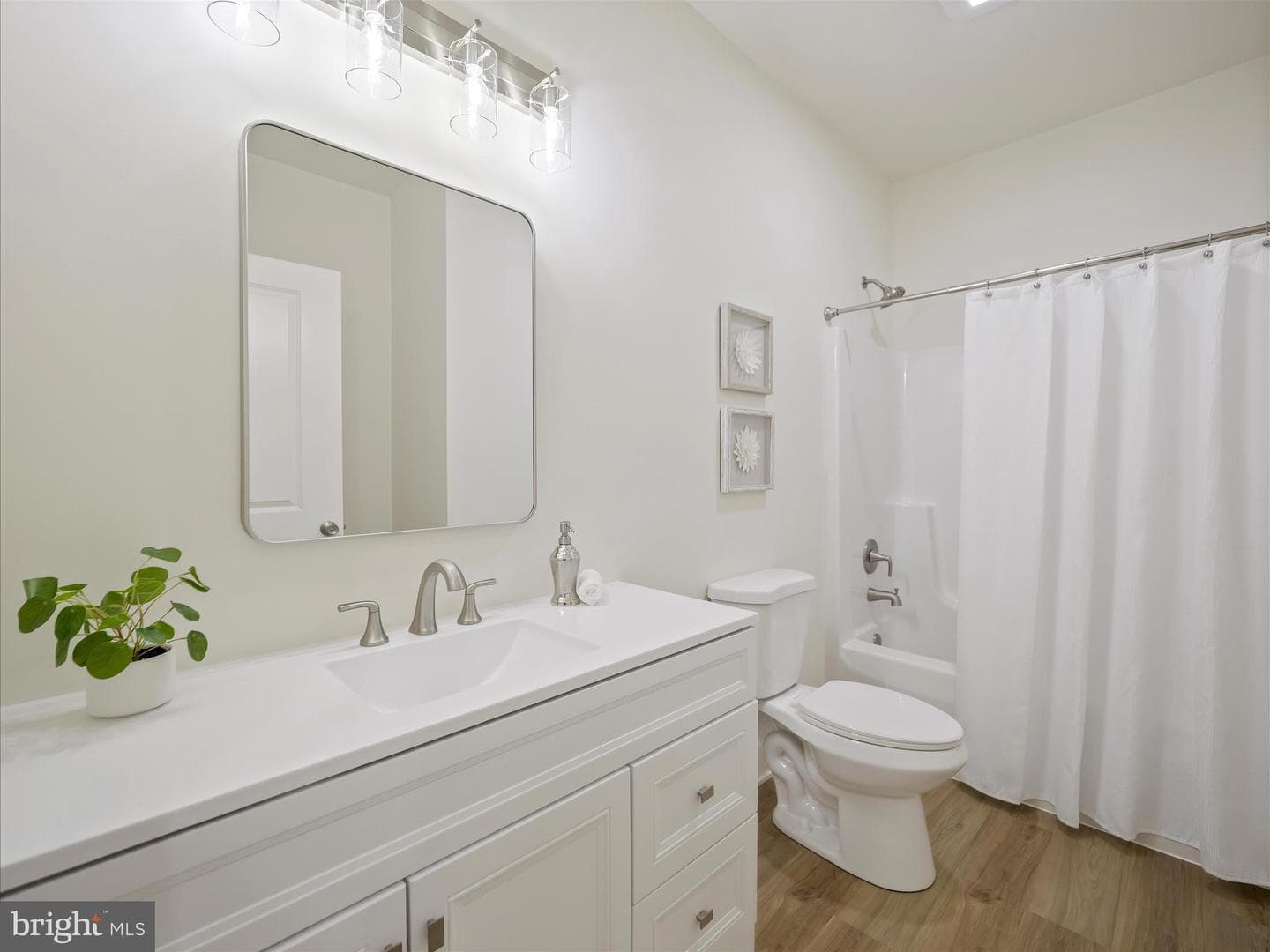 11797 Mystic Rock Lane S photo 4