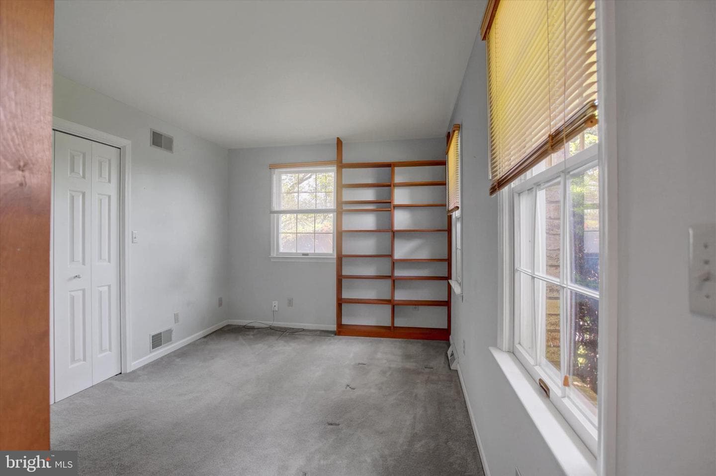 9495 Hesshire Hill Court photo 10