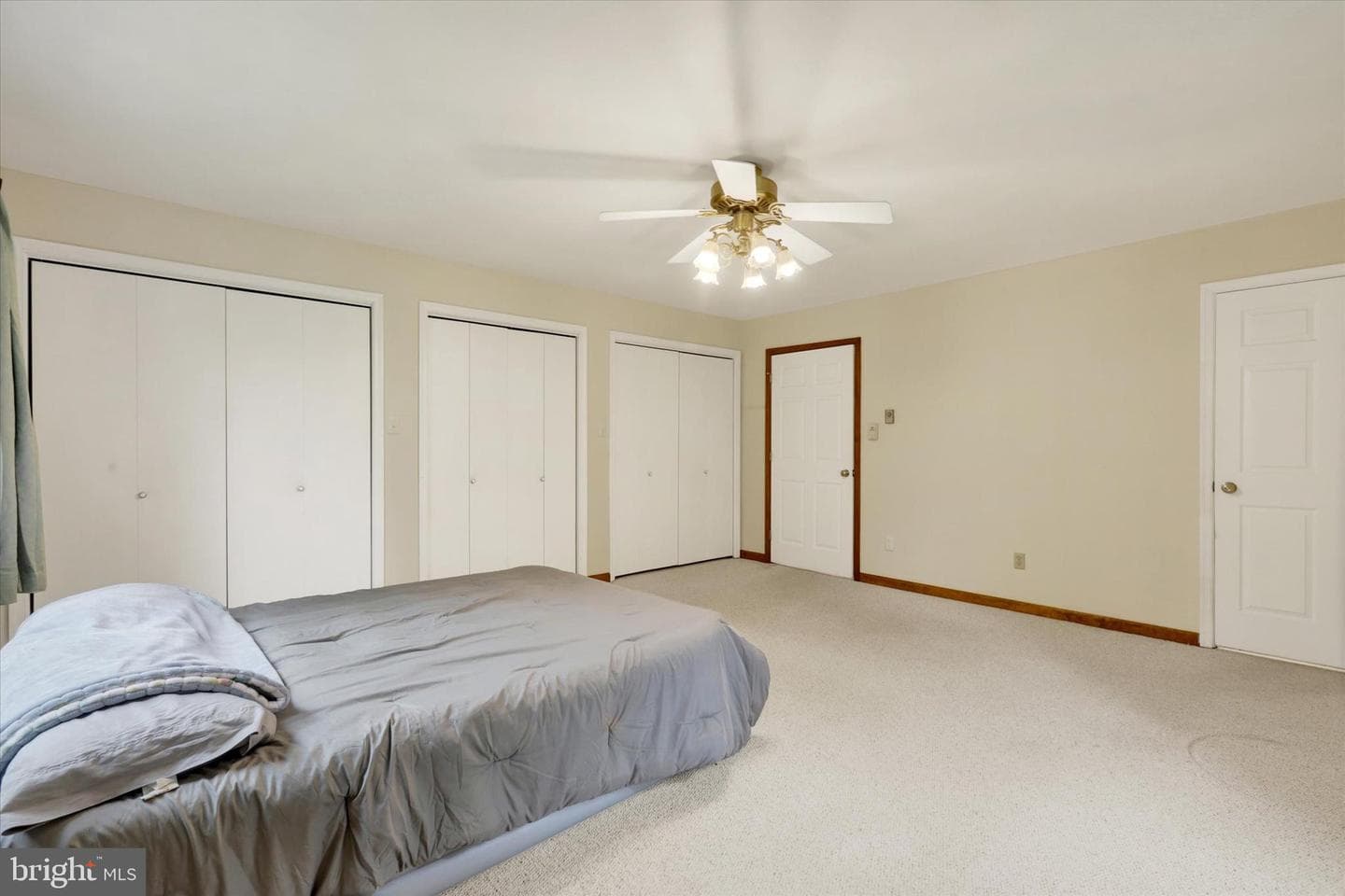 760 Franklin Square Drive photo 13