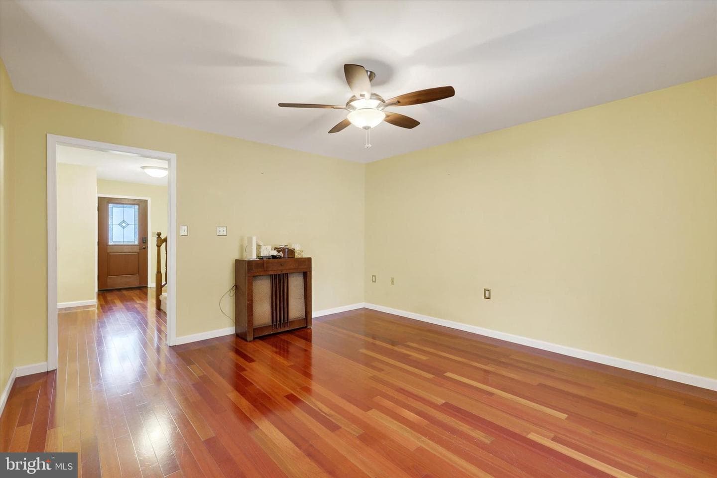 760 Franklin Square Drive photo 9
