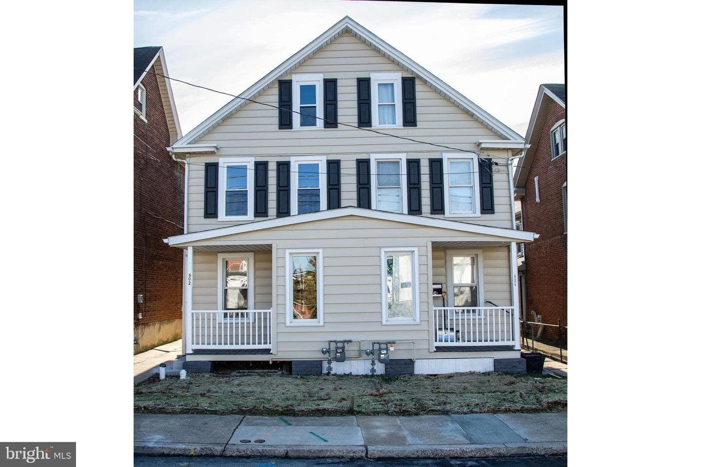 602 W Main Street photo 2