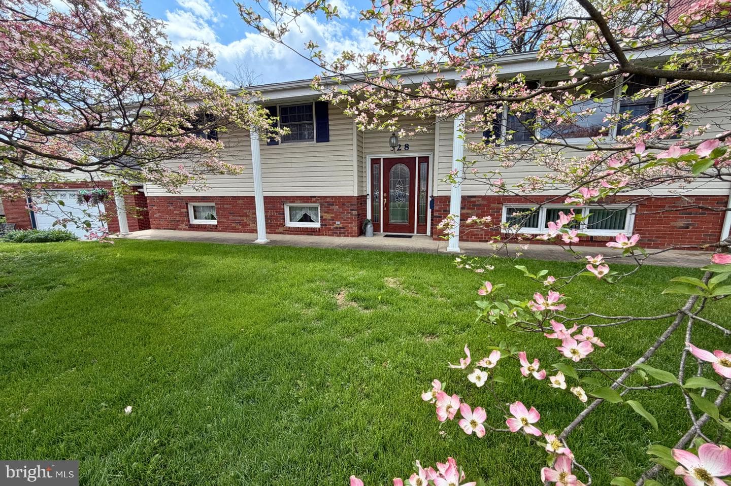 328 Wayburn Street photo 10