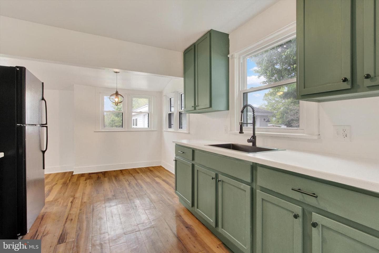 255 W Main Street photo 9