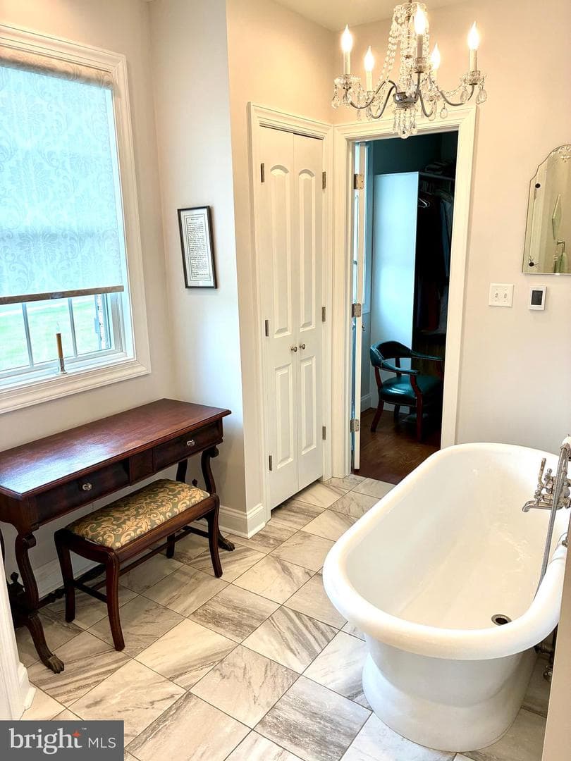 500 Brookview Drive photo 19