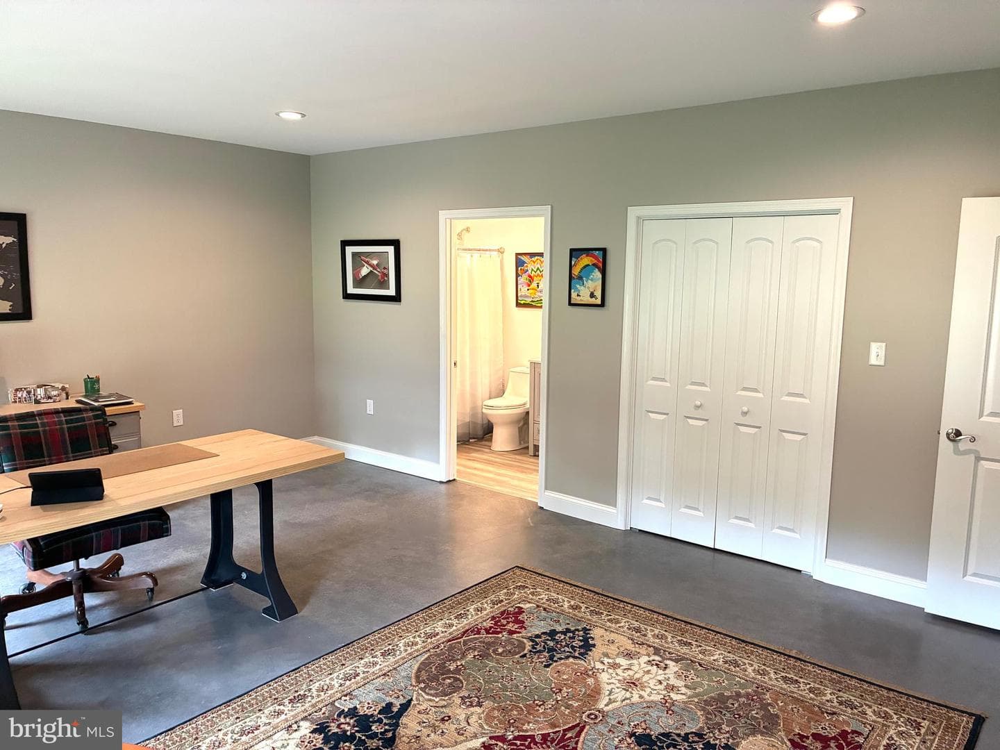 500 Brookview Drive photo 33