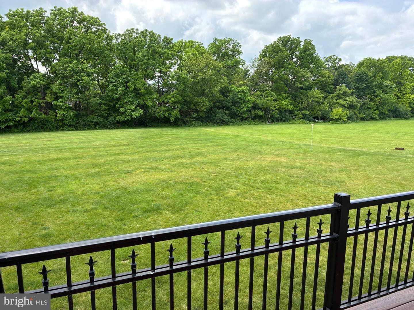 500 Brookview Drive photo 43