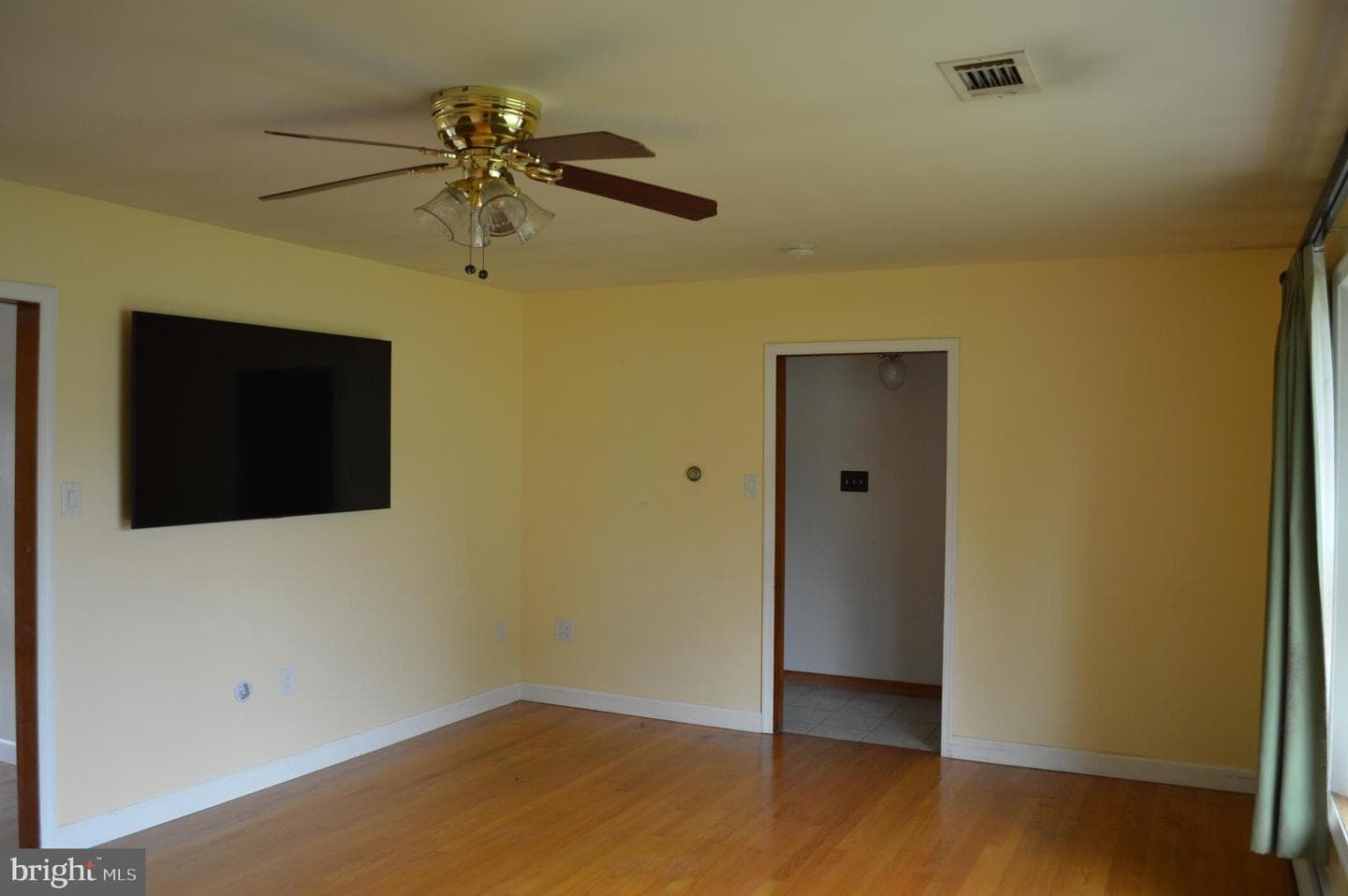 328 Antietam Drive photo 8