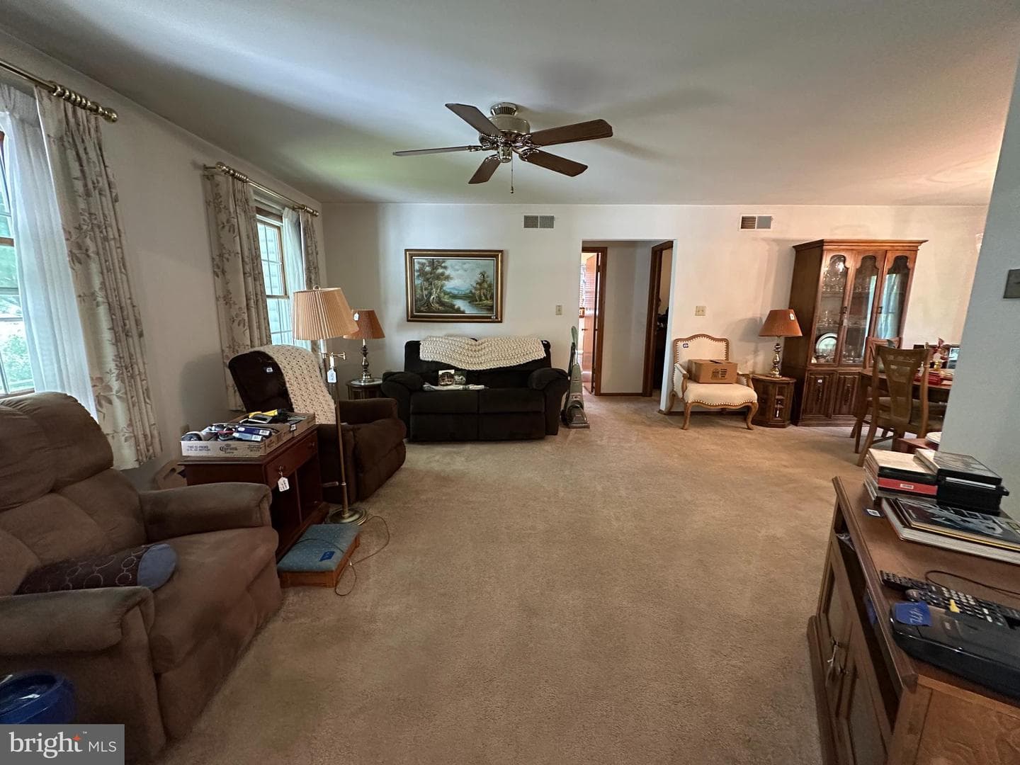 120 Chancellor Drive photo 25