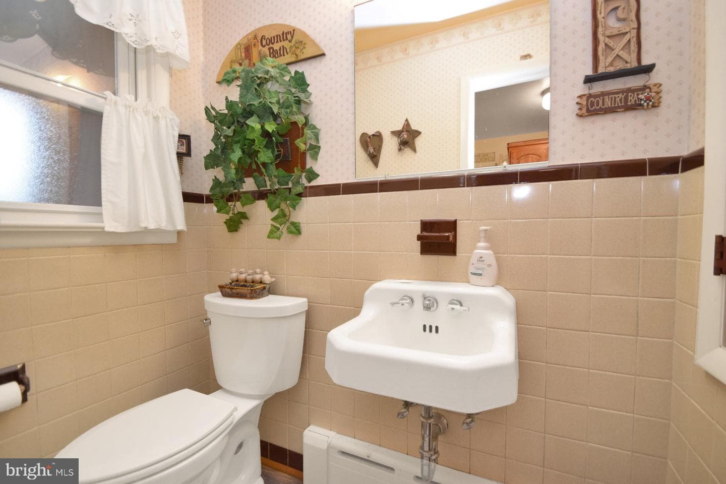 2248 Philadelphia Avenue photo 12
