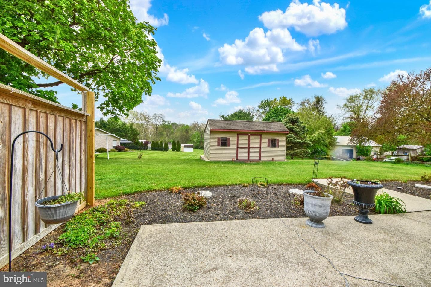 2248 Philadelphia Avenue photo 4