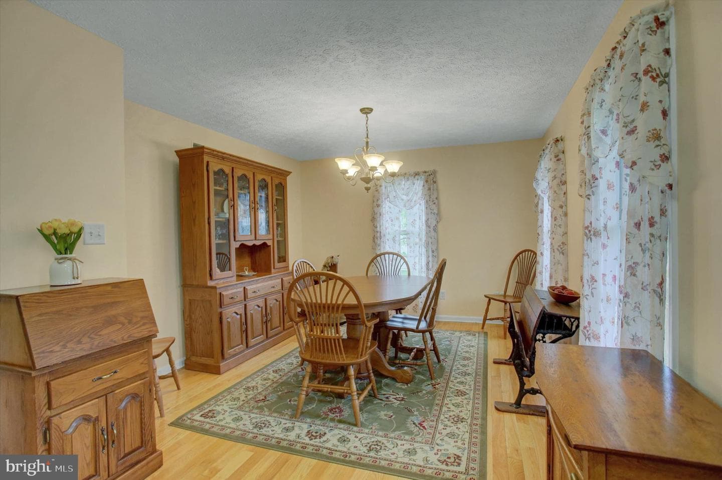 427 Bradley Lane photo 9
