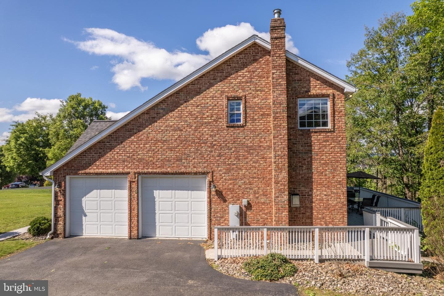 2384 Castlegreen Drive photo 11