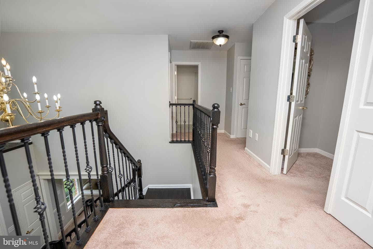 2384 Castlegreen Drive photo 39