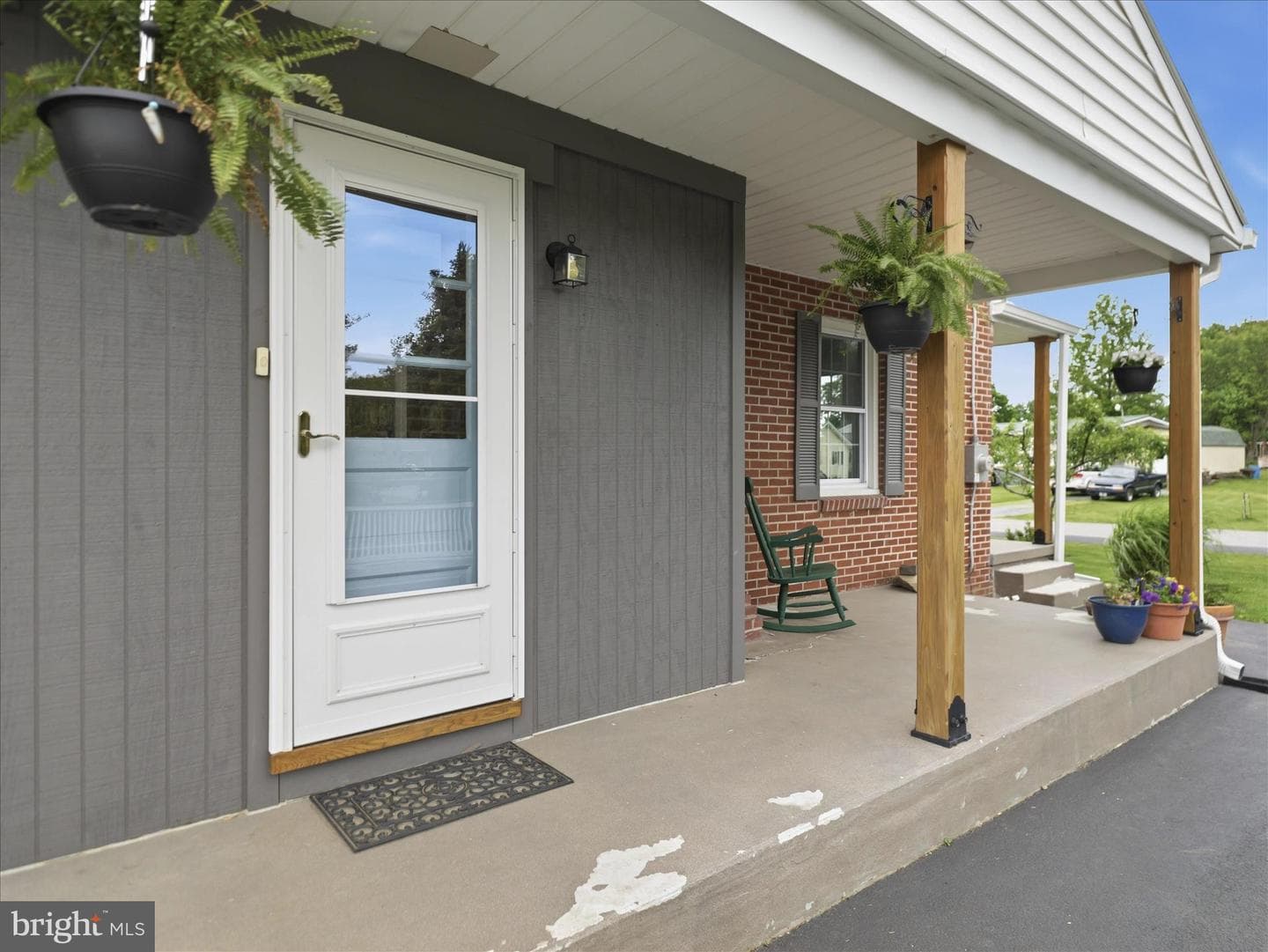 380 Hade Street photo 34