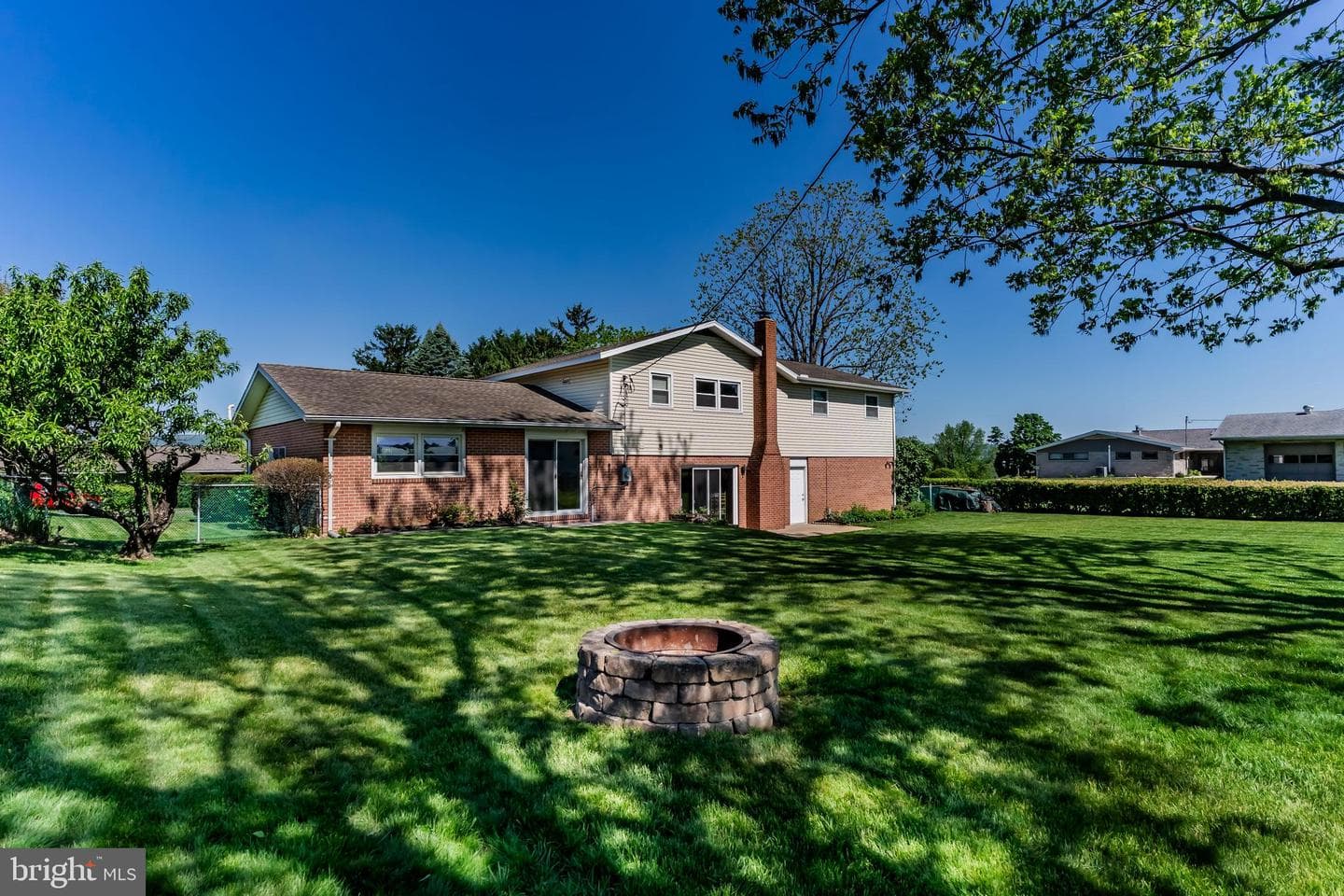17 Kensington Drive photo 10