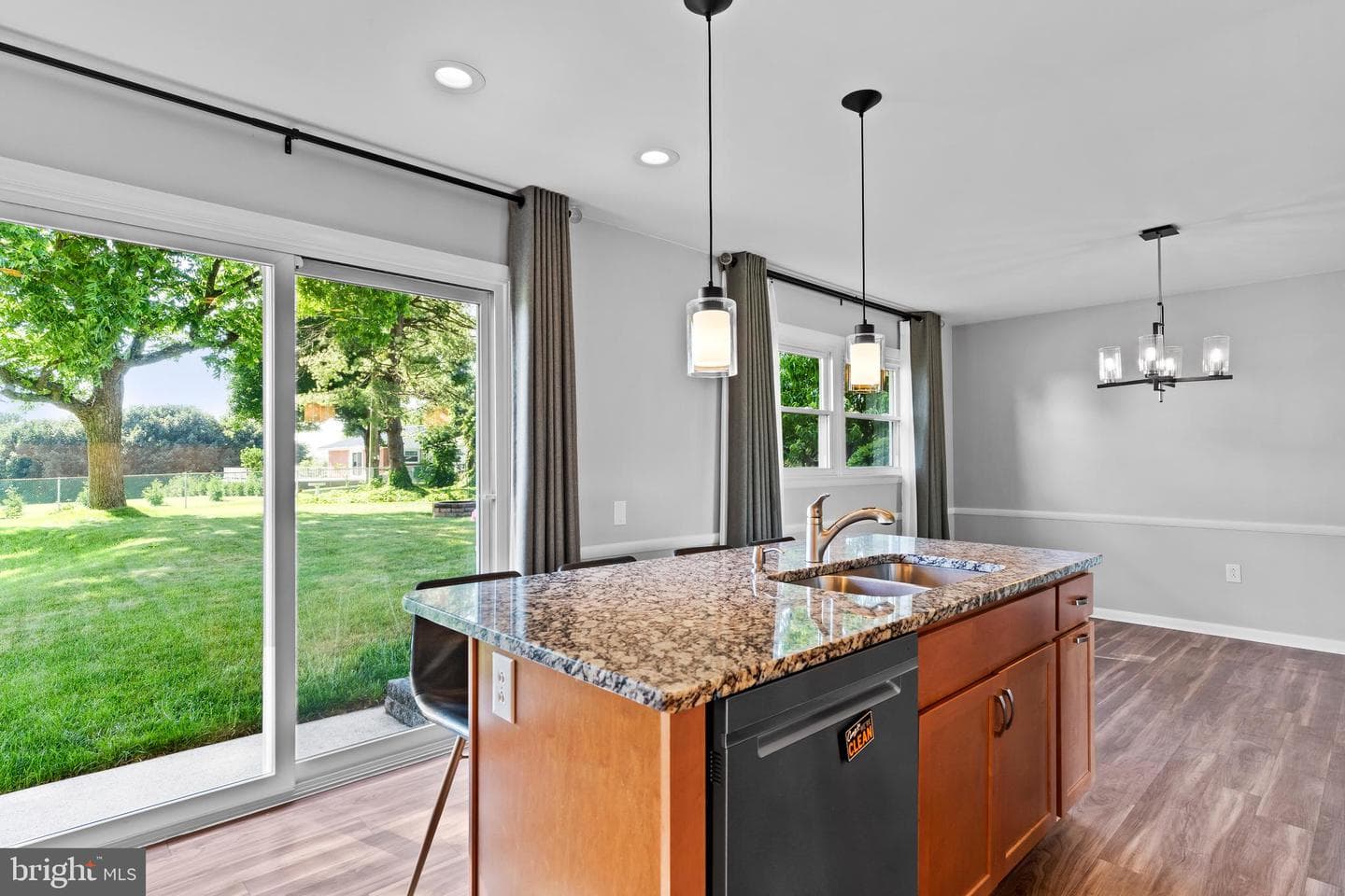 17 Kensington Drive photo 22