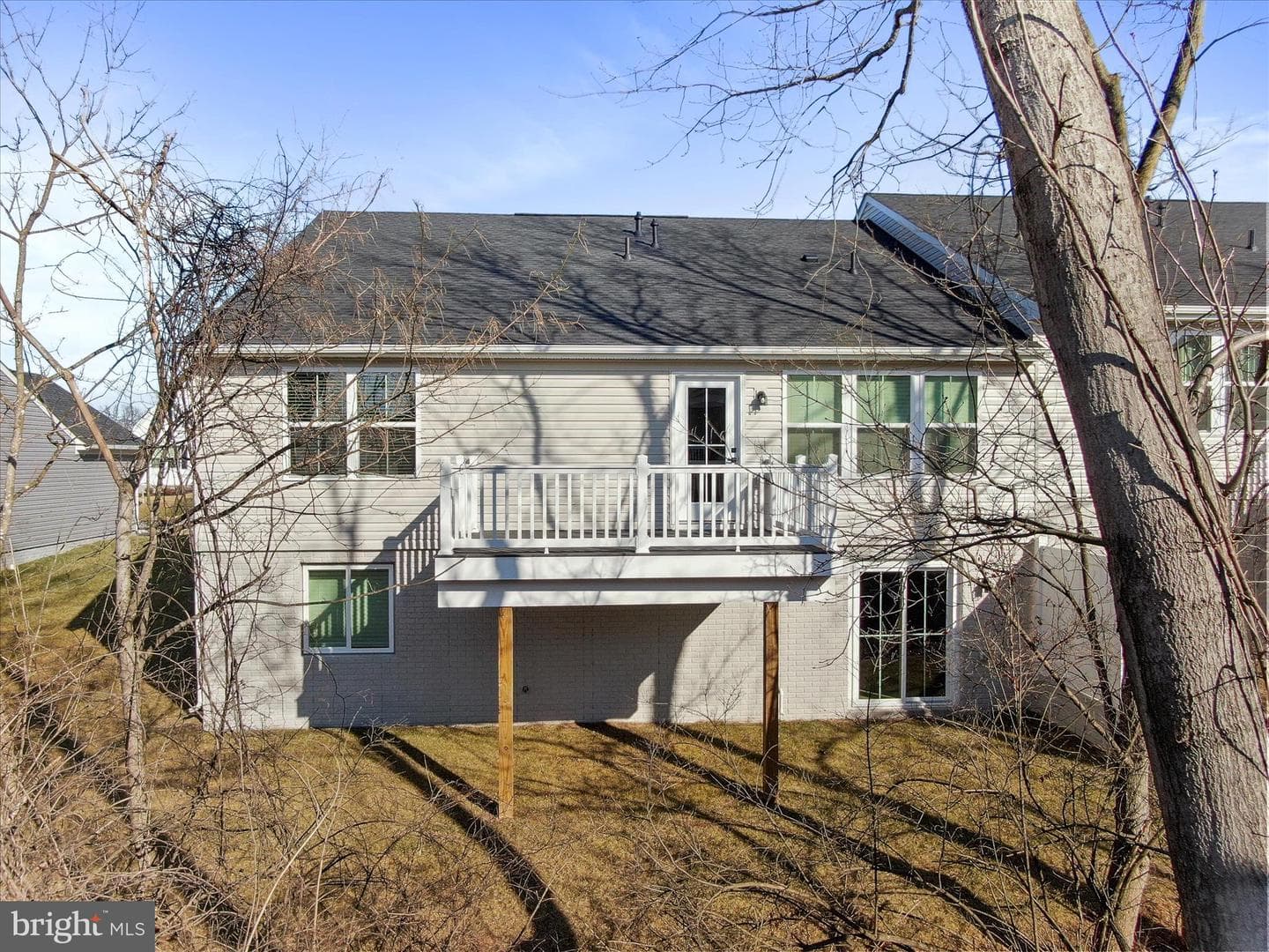 1864 Shannon Dr S photo 33