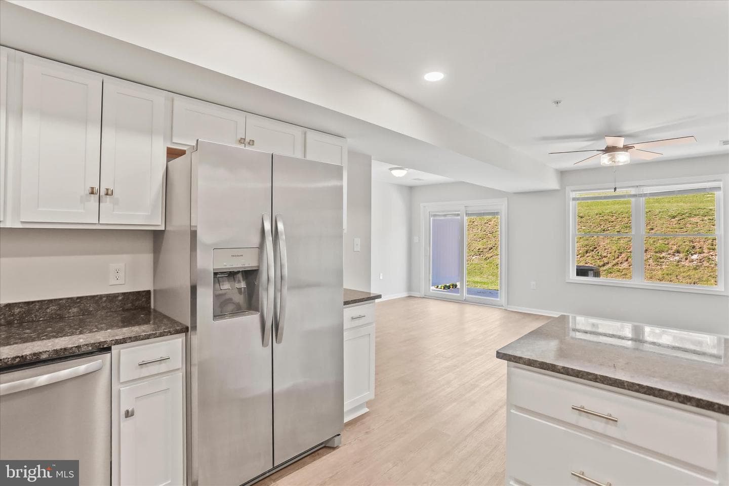 8820 Hillside Way photo 11