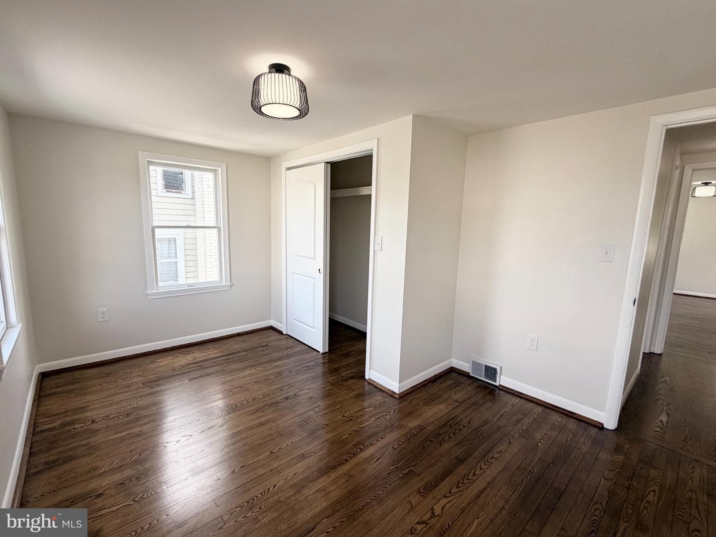 3900 Lincoln Street photo 14