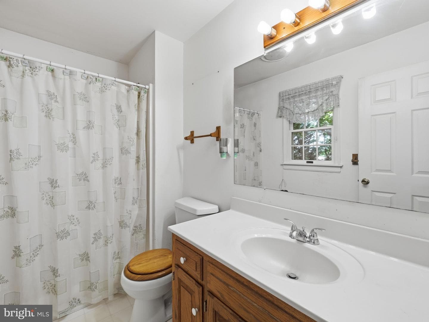 11302 Crofton Circle photo 23