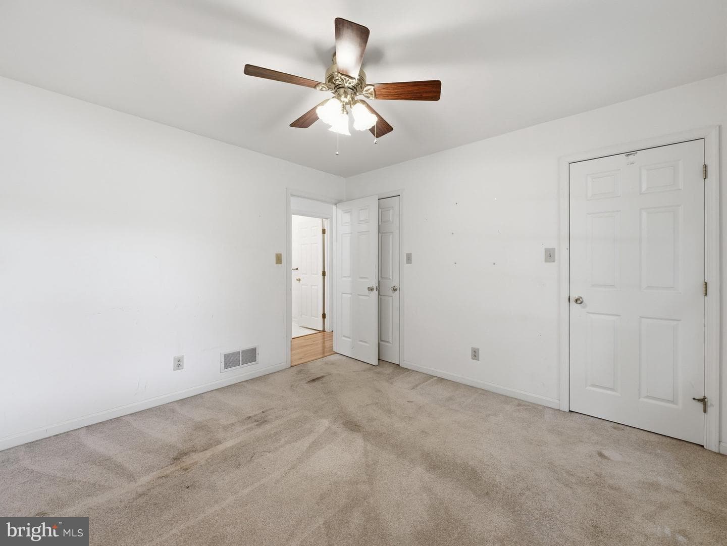 11302 Crofton Circle photo 25