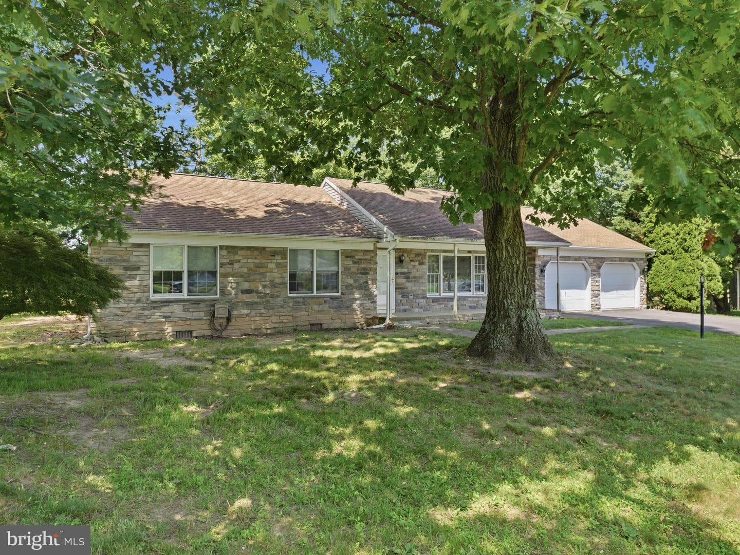 11302 Crofton Circle photo 3