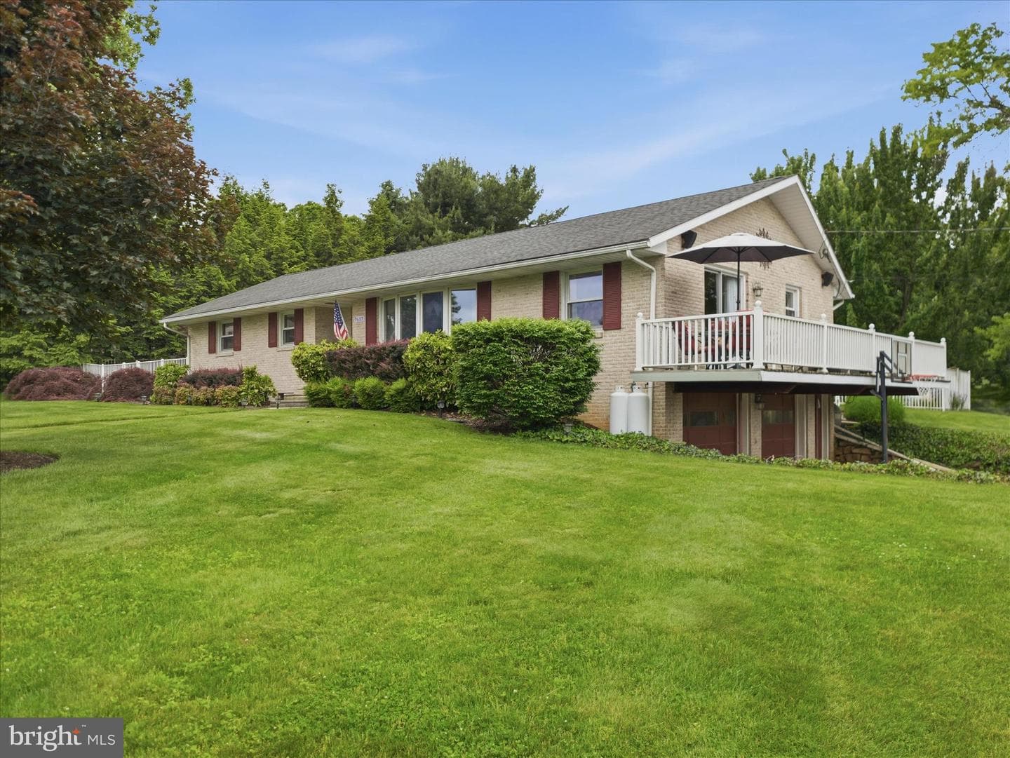 9689 Forest Ridge Road photo 3