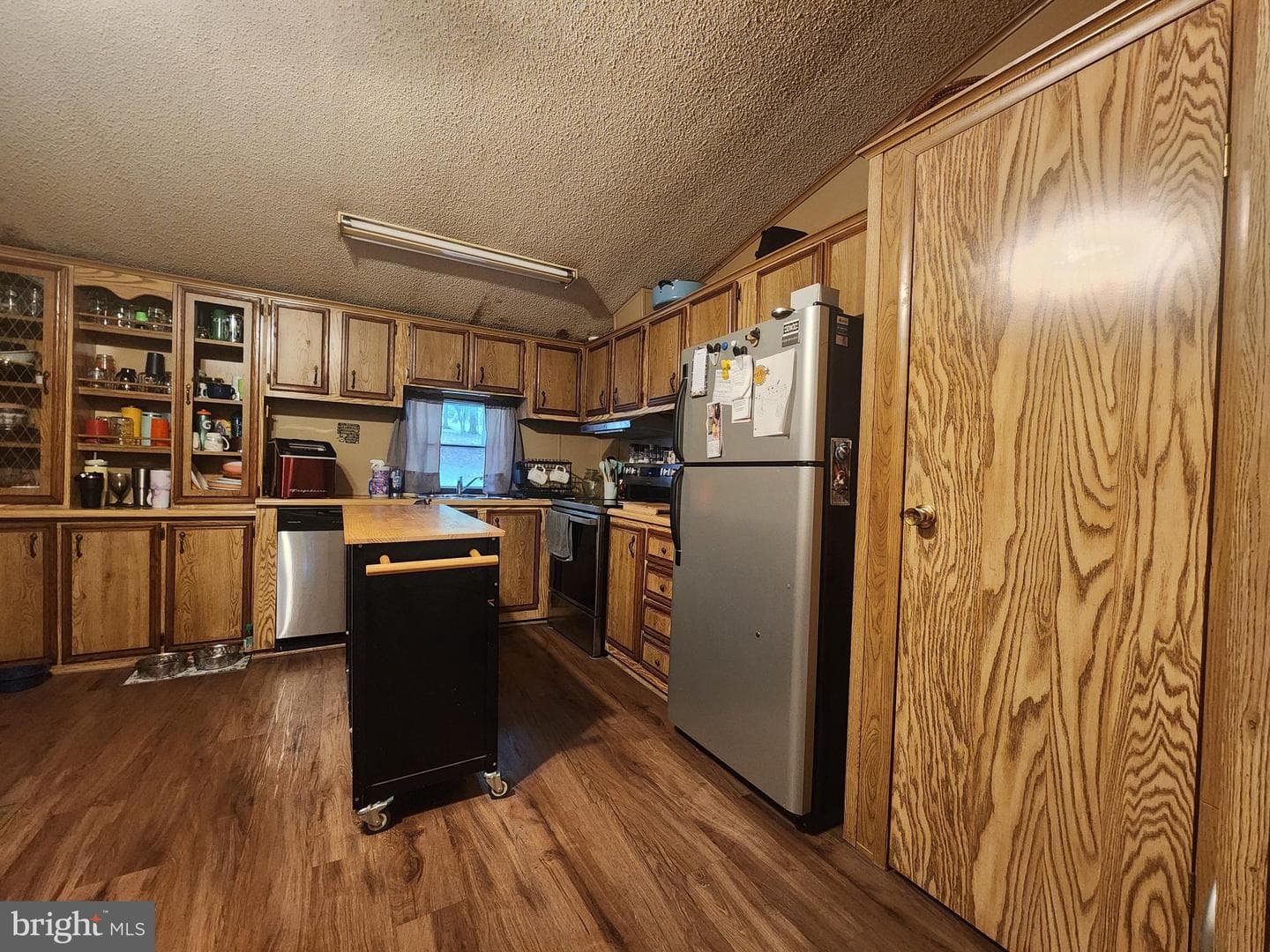 14481 Charmian Road photo 8