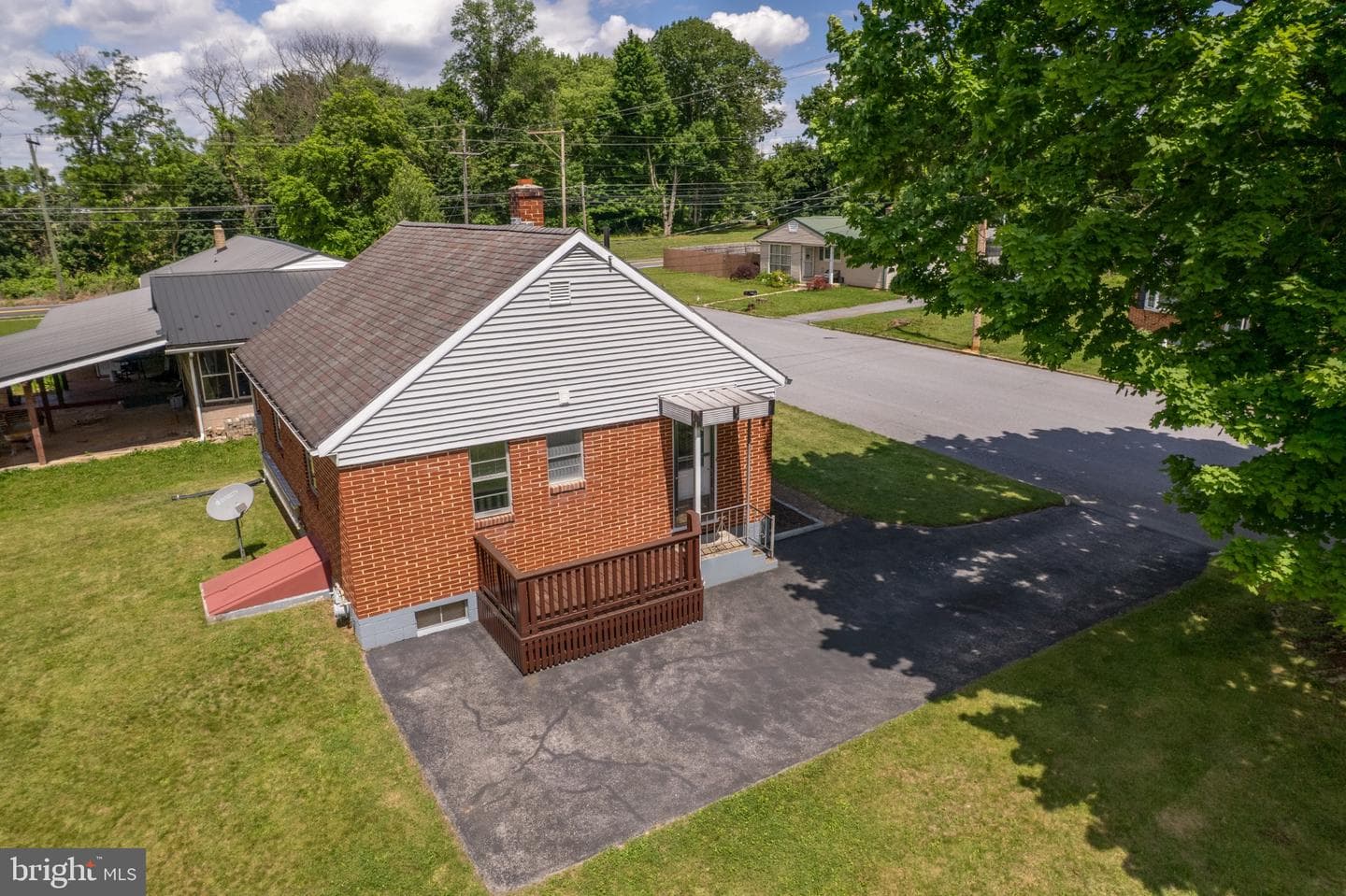 420 Maple Hill Avenue photo 40