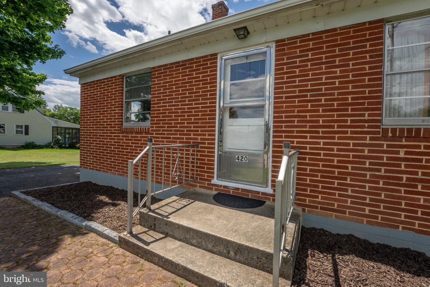 420 Maple Hill Avenue photo 5