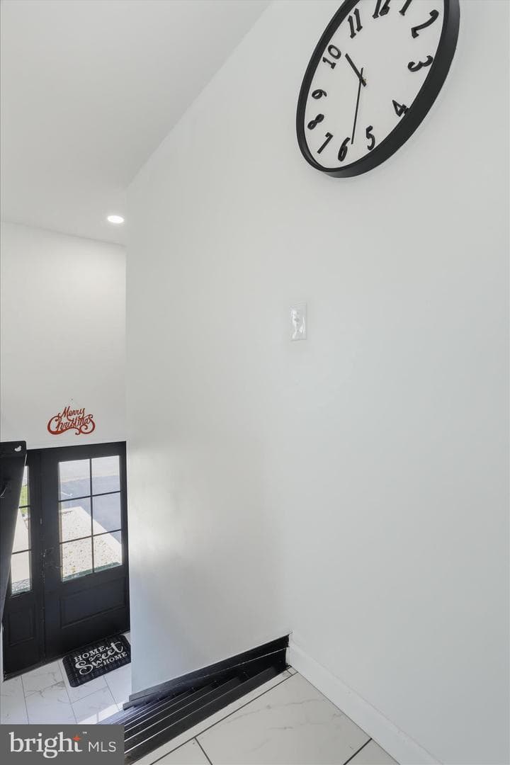 15 Canterbury Drive photo 6