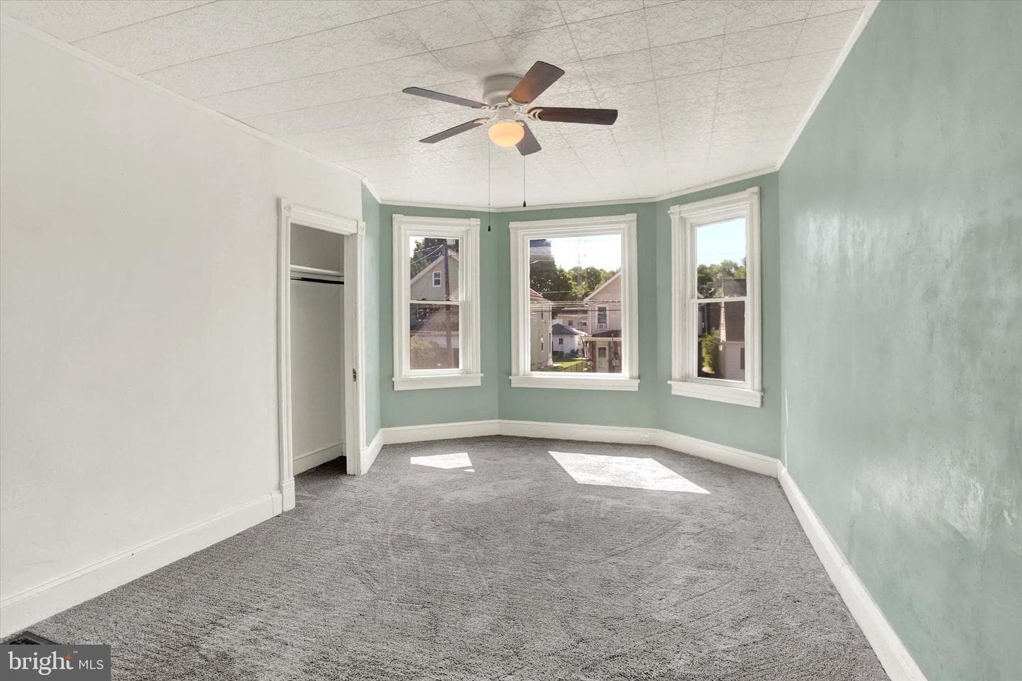 1115 Scotland Avenue photo 27