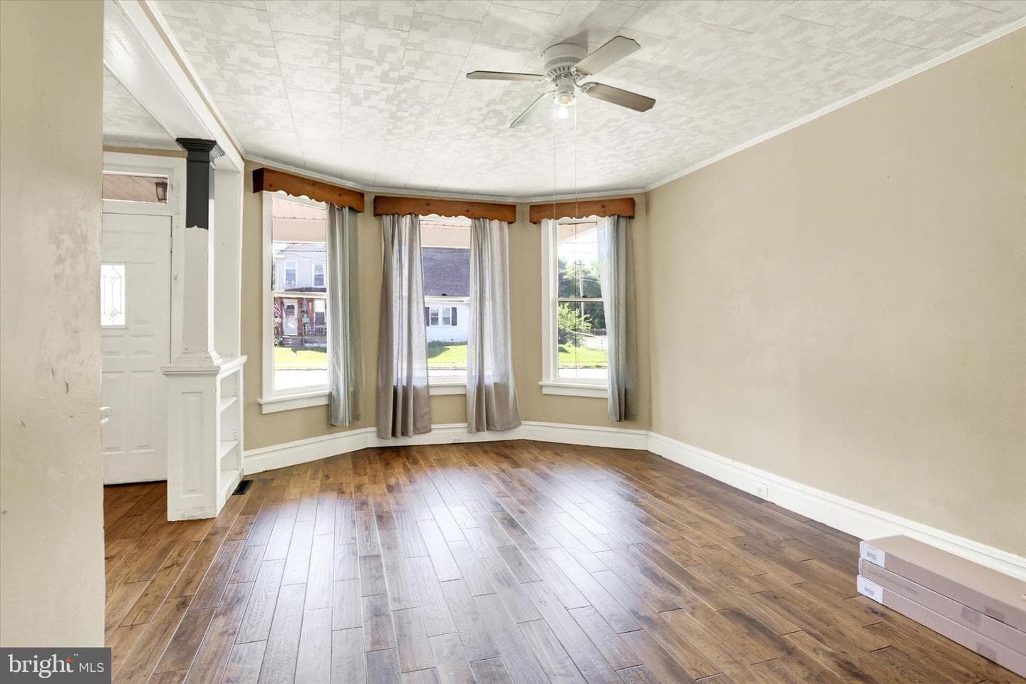 1115 Scotland Avenue photo 7