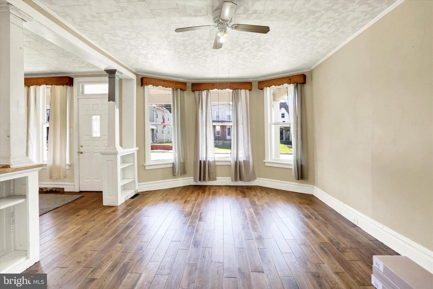 1115 Scotland Avenue photo 8