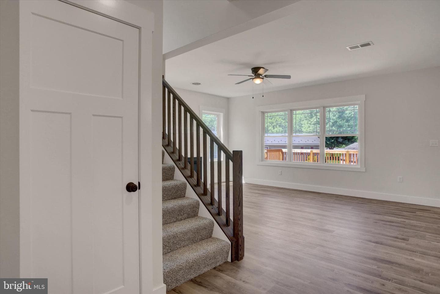 695 Karvois Court photo 7