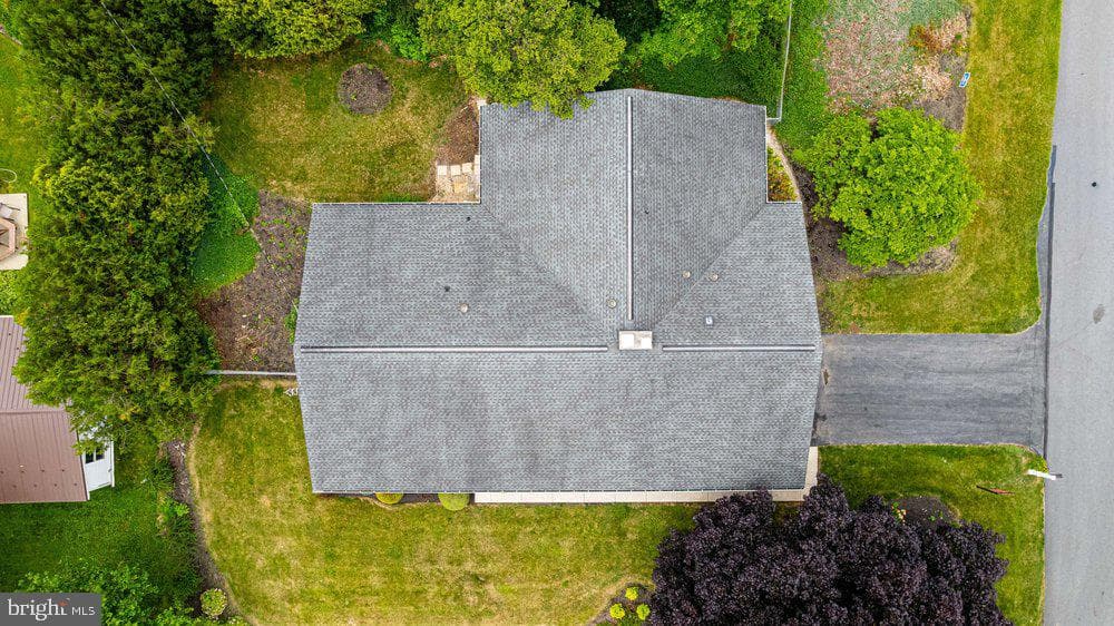 222 Harvest Lane photo 12