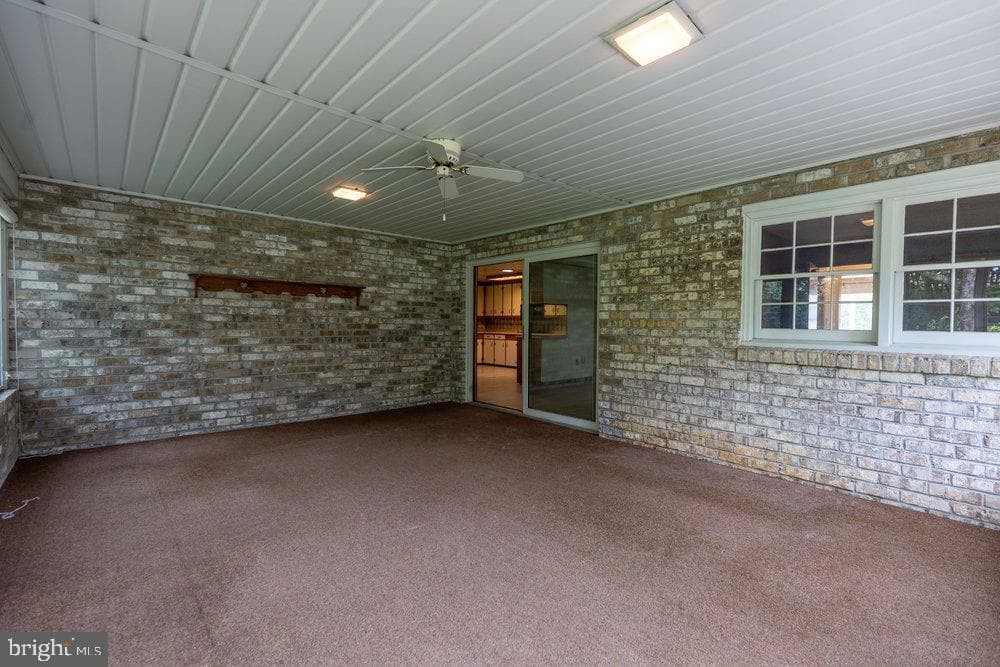 222 Harvest Lane photo 33