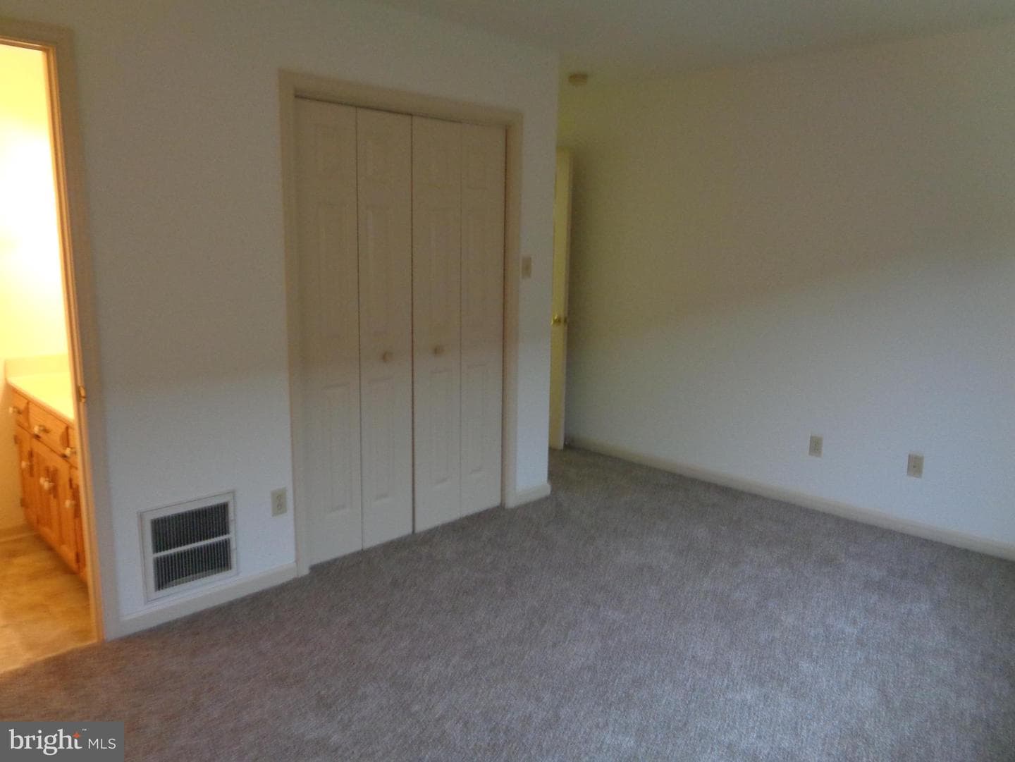 428 Martina Drive photo 12