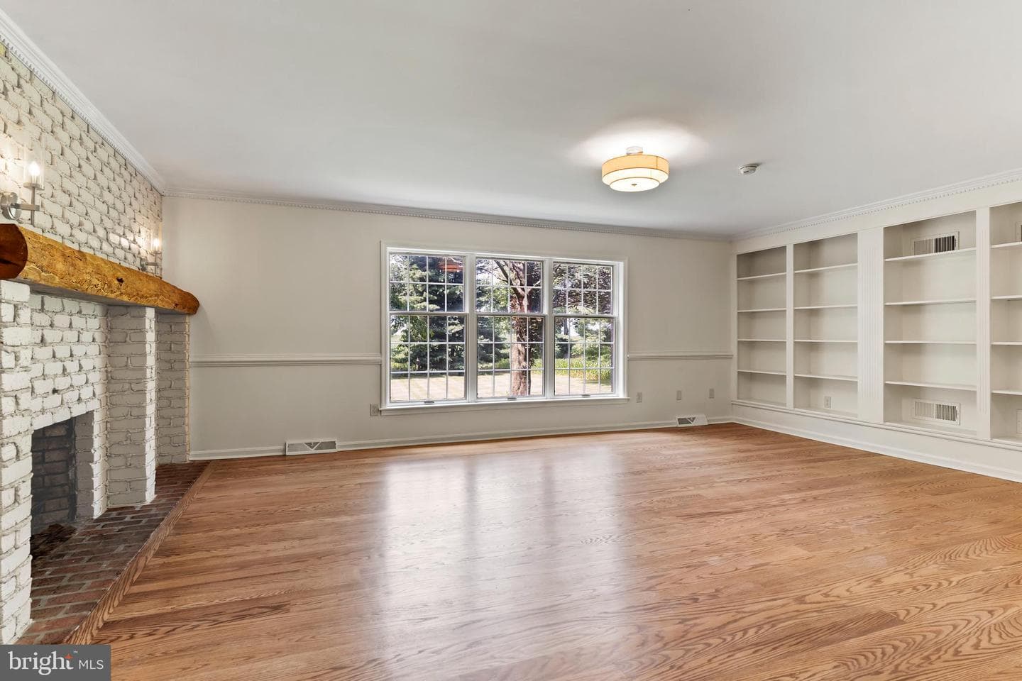 1570 Walker Road photo 31