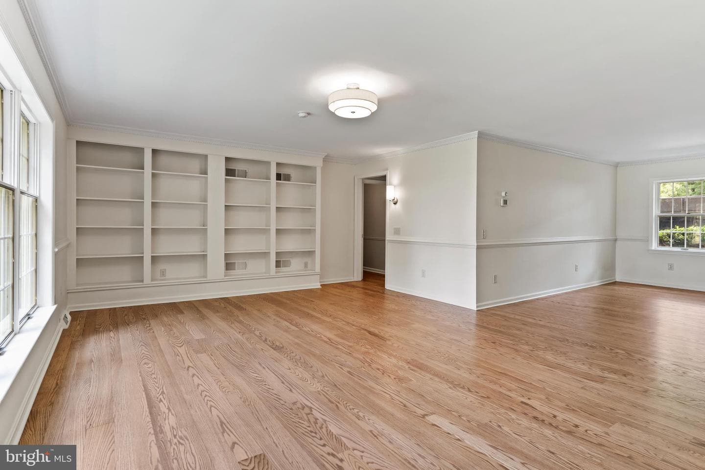 1570 Walker Road photo 32