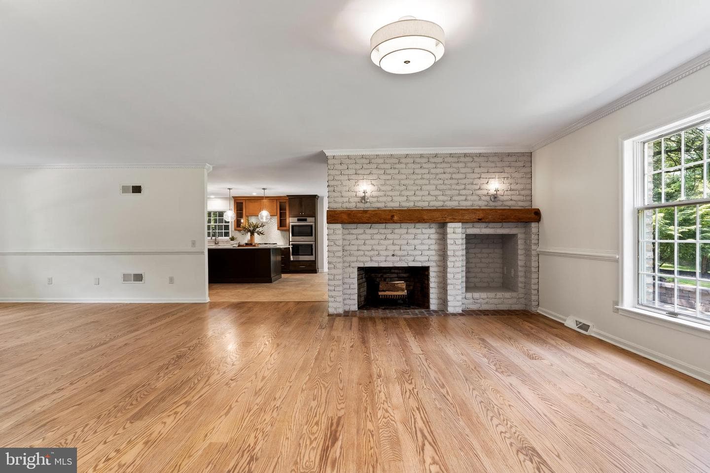 1570 Walker Road photo 33