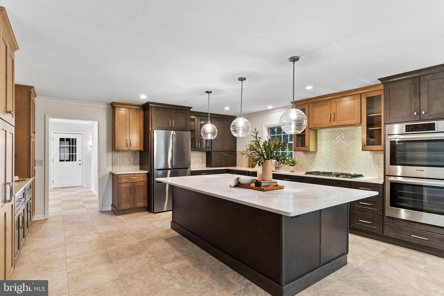 1570 Walker Road photo 35