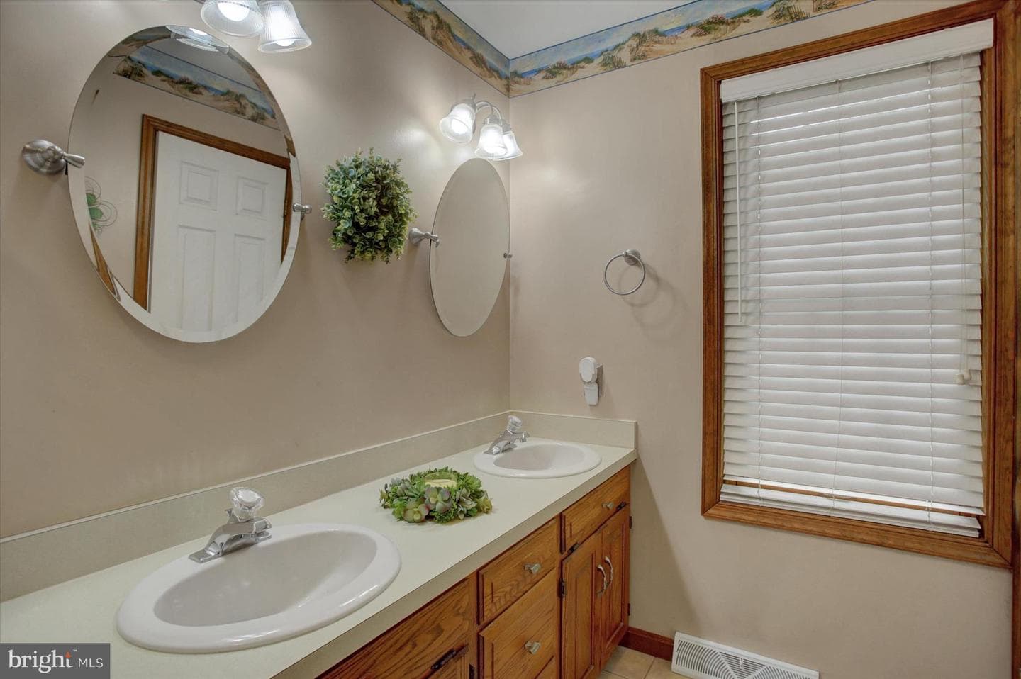 515 Starr Avenue photo 37