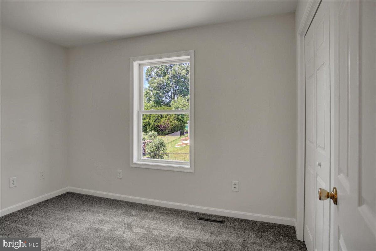 604 Fairview Avenue photo 19