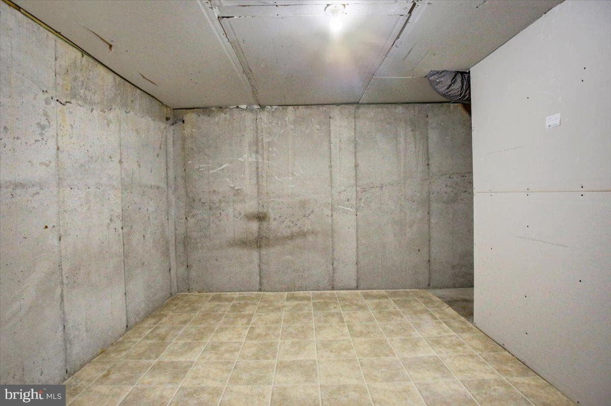 604 Fairview Avenue photo 25