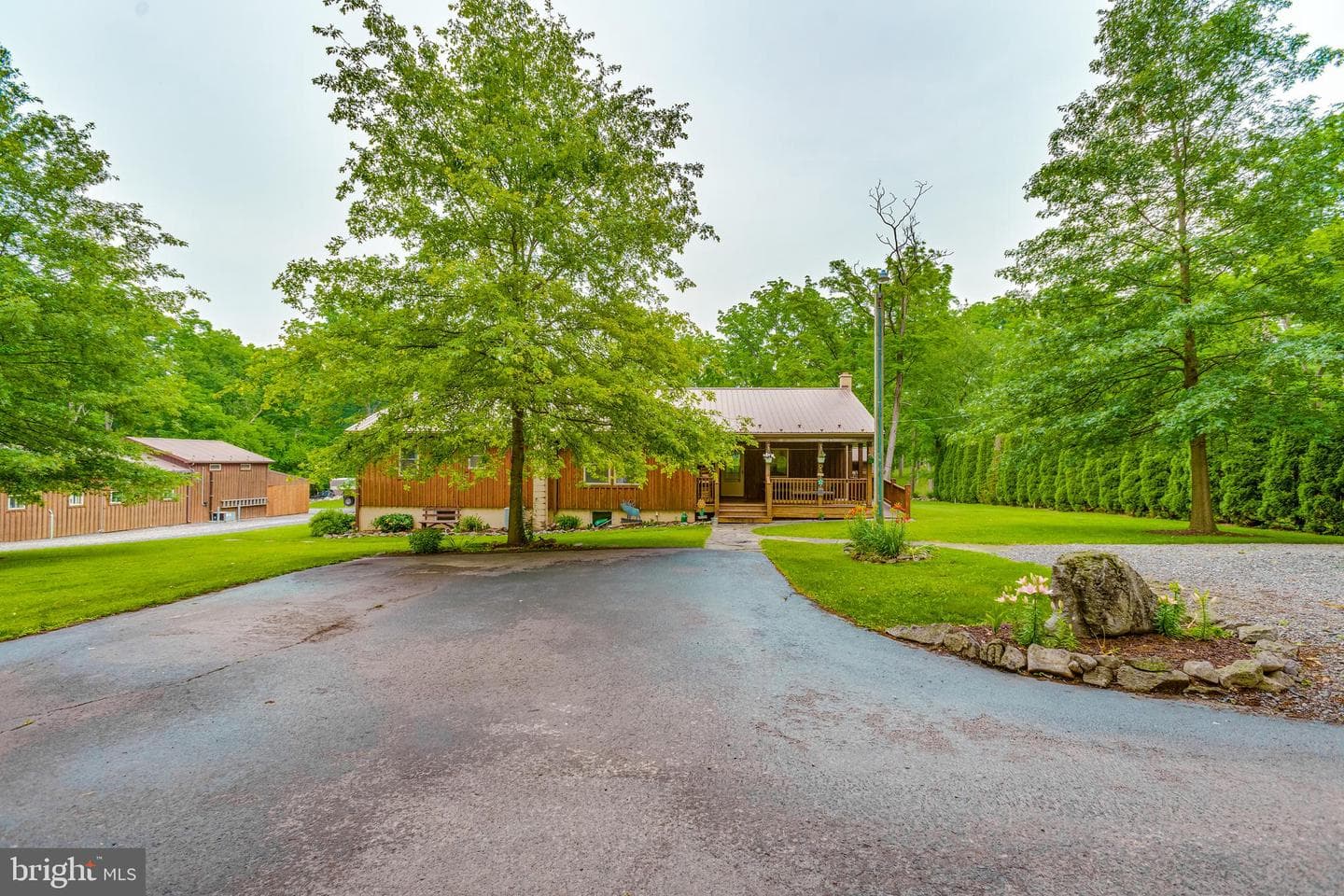 1489 Roxbury Road photo 6
