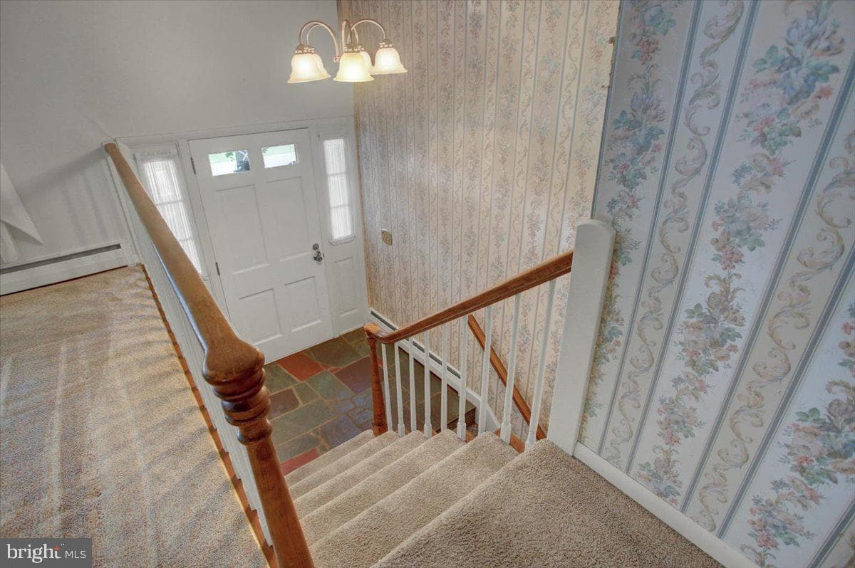 1355 Siloam Road photo 4